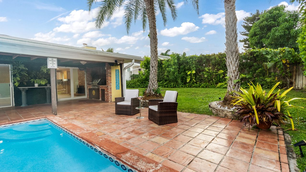 En Venta: $625,000 (3 camas, 2 baños, 1802 Pies cuadrados)