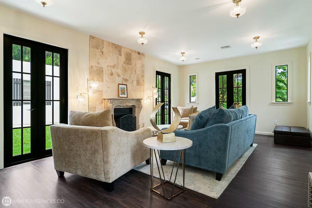 For Sale: $1,400,000 (4 beds, 4 baths, 1322 Square Feet)