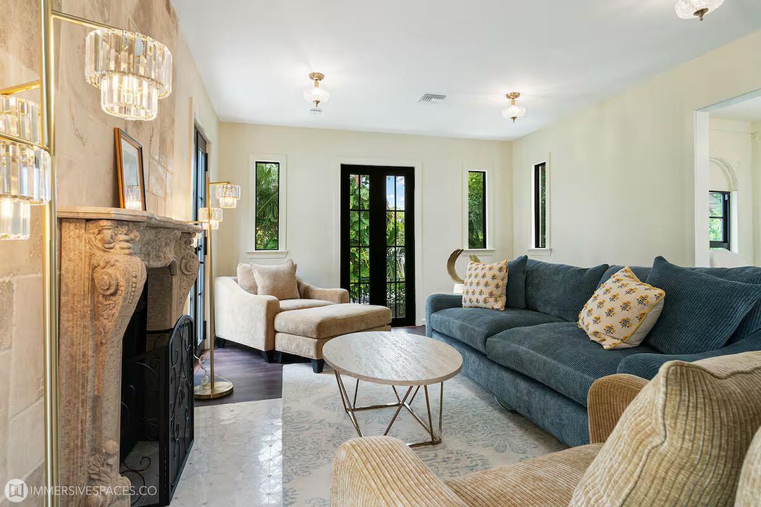 For Sale: $1,400,000 (4 beds, 4 baths, 1322 Square Feet)