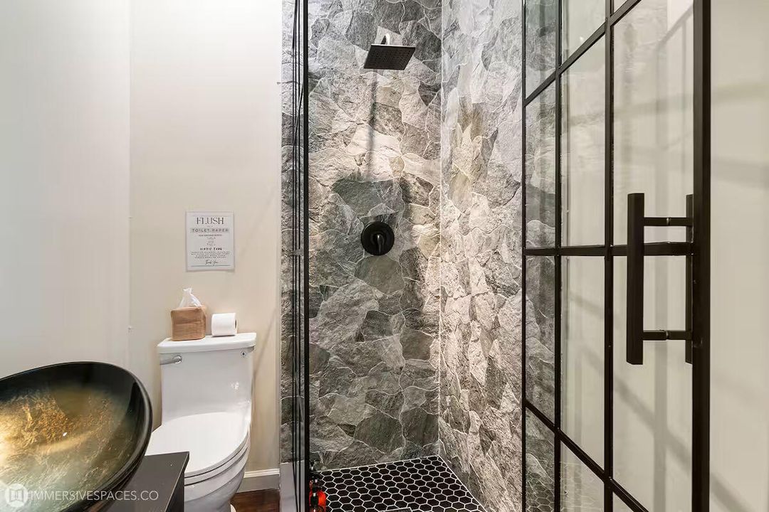 For Sale: $1,400,000 (4 beds, 4 baths, 1322 Square Feet)