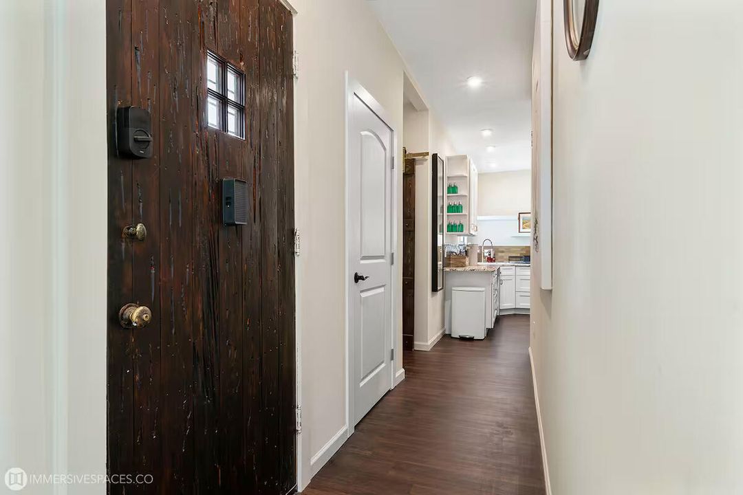 For Sale: $1,400,000 (4 beds, 4 baths, 1322 Square Feet)