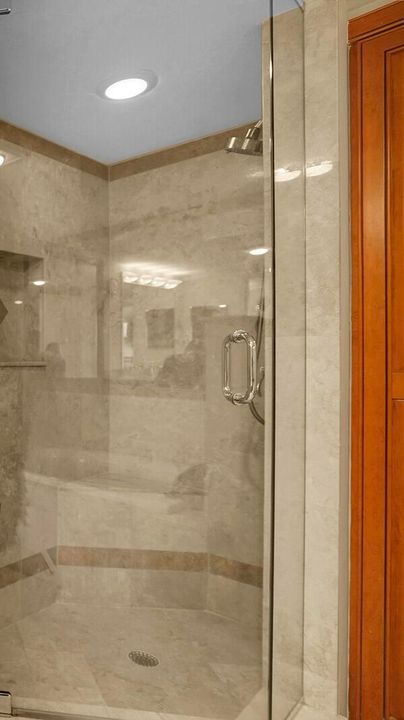 В аренду: $10,750 (2 спален, 2 ванн, 1697 Квадратных фут)