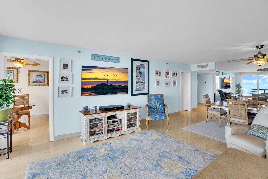 В аренду: $10,750 (2 спален, 2 ванн, 1697 Квадратных фут)