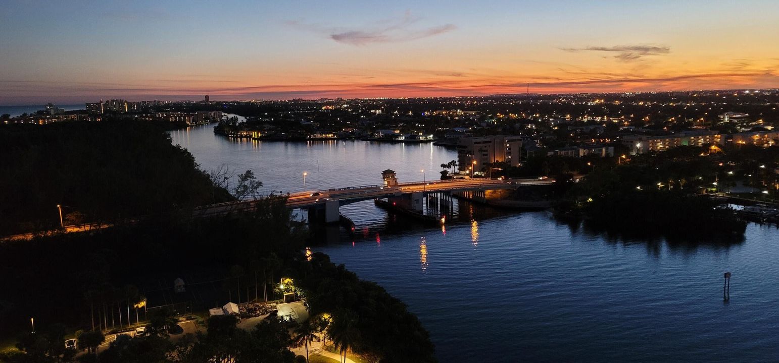 В аренду: $10,750 (2 спален, 2 ванн, 1697 Квадратных фут)