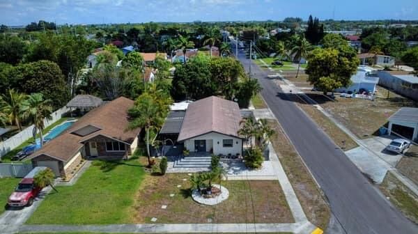 На продажу: $437,000 (3 спален, 2 ванн, 1248 Квадратных фут)