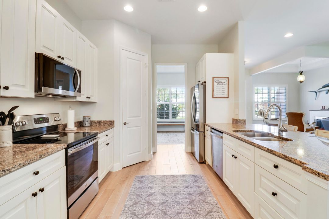 En Venta: $665,000 (4 camas, 3 baños, 2080 Pies cuadrados)