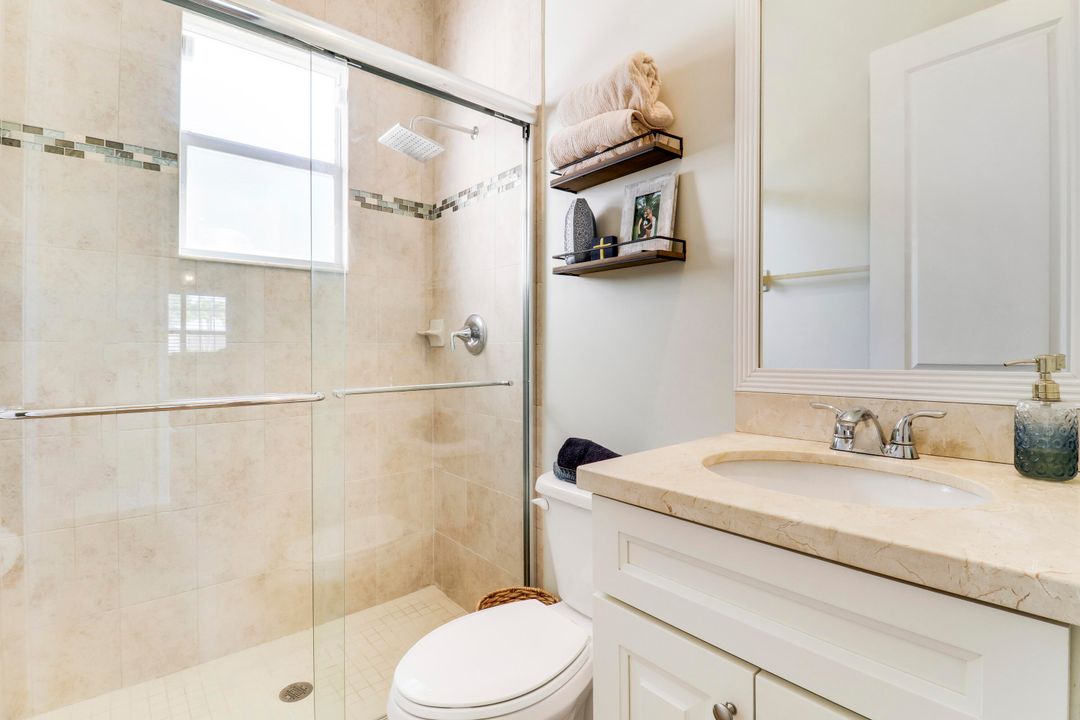 En Venta: $665,000 (4 camas, 3 baños, 2080 Pies cuadrados)