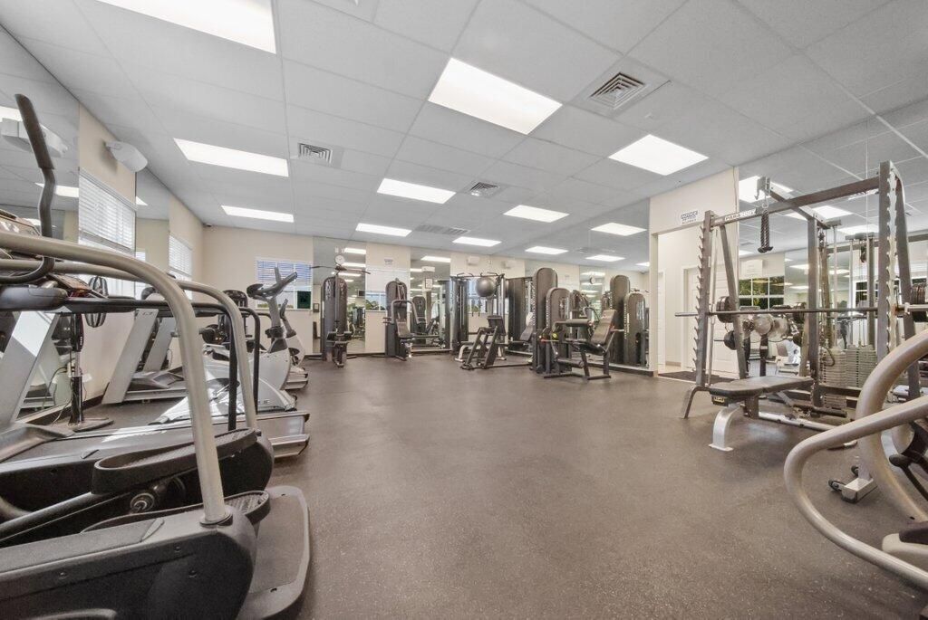 For Sale: $149,900 (3 beds, 2 baths, 1568 Square Feet)