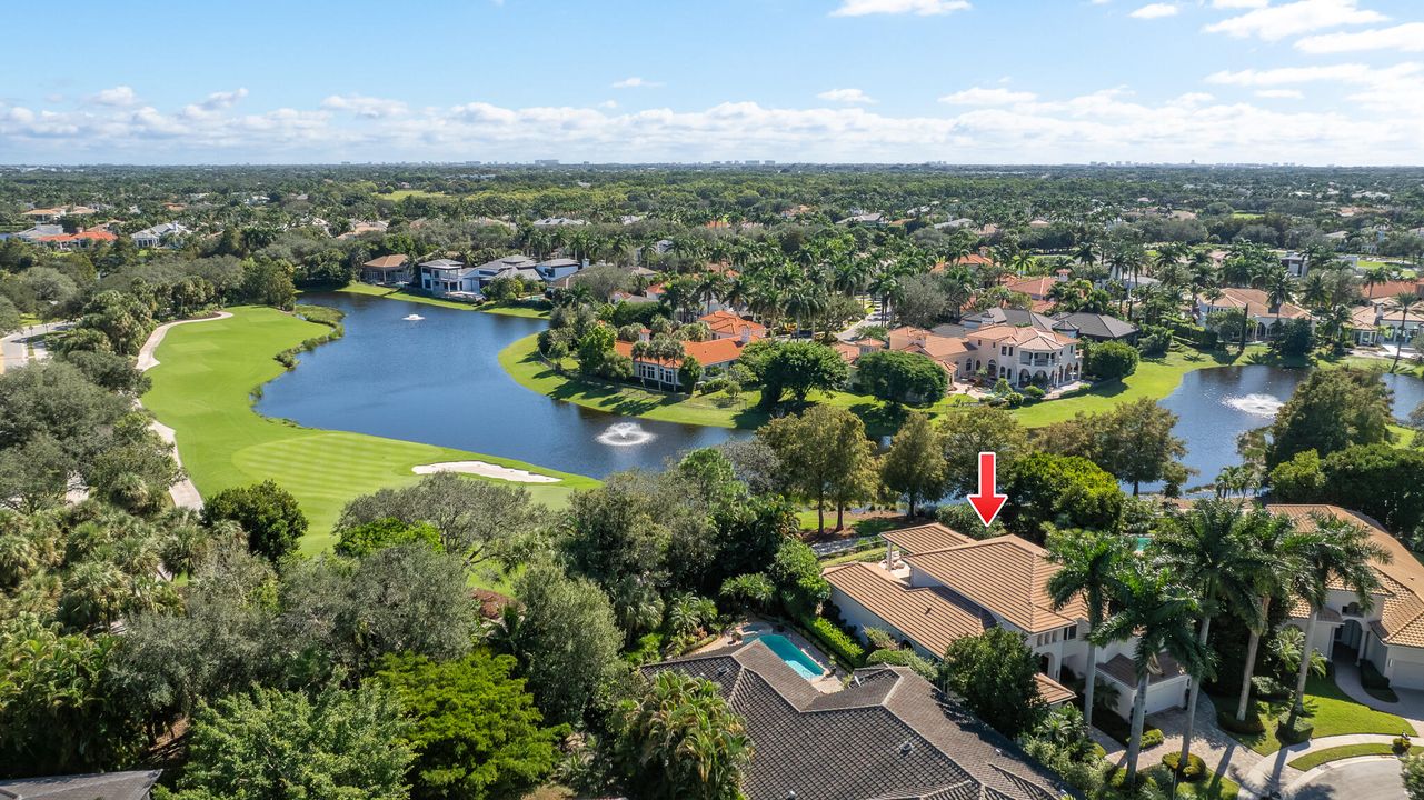 Active With Contract: $3,700,000 (5 beds, 5 baths, 4633 Square Feet)