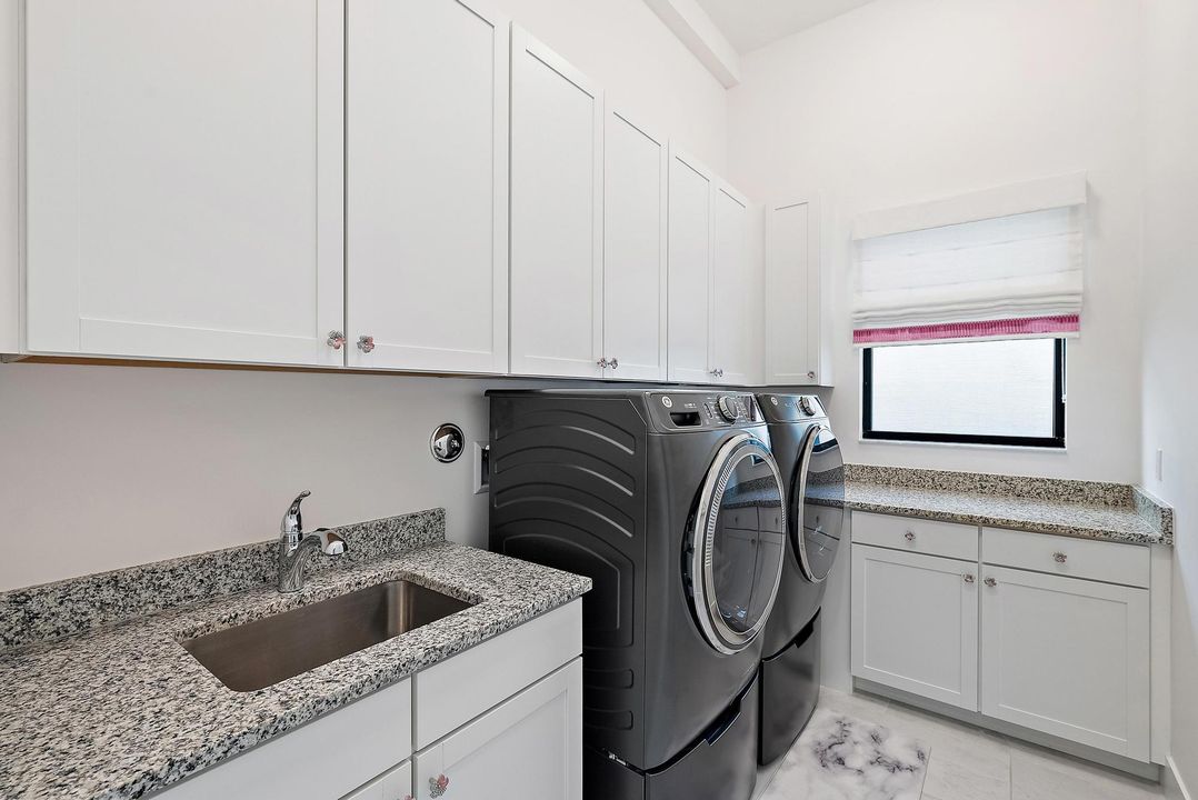 待售: $2,395,000 (3 贝兹, 3 浴室, 3038 平方英尺)