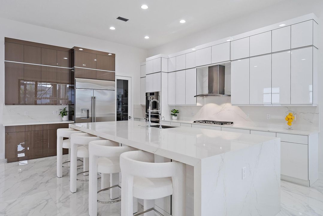 待售: $2,395,000 (3 贝兹, 3 浴室, 3038 平方英尺)