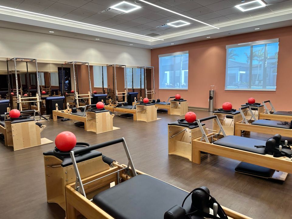 For Sale: $674,900 (3 beds, 2 baths, 2580 Square Feet)