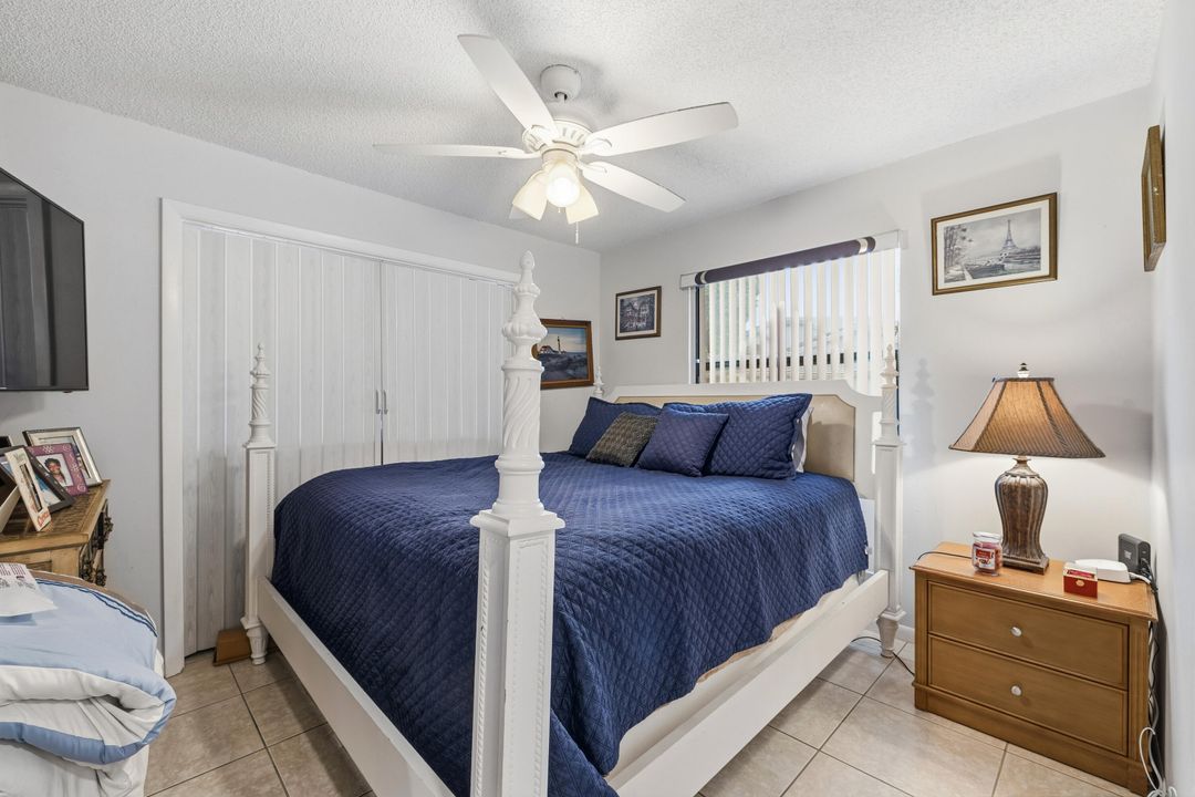 For Sale: $370,000 (2 beds, 2 baths, 1261 Square Feet)