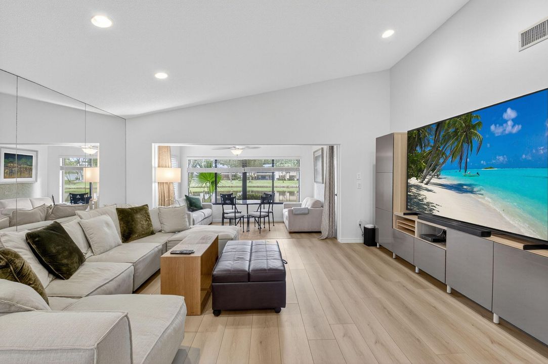 待售: $149,900 (2 贝兹, 2 浴室, 1760 平方英尺)