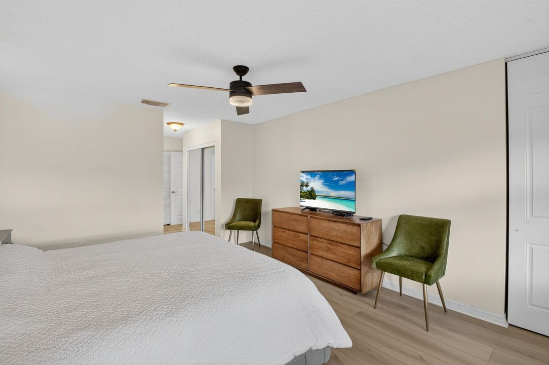 待售: $149,900 (2 贝兹, 2 浴室, 1760 平方英尺)