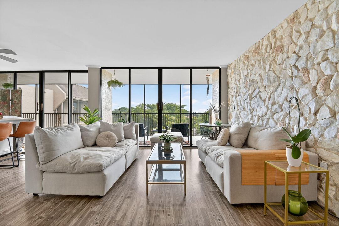 待售: $450,000 (2 贝兹, 2 浴室, 1845 平方英尺)