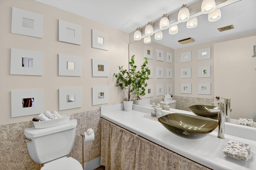 待售: $450,000 (2 贝兹, 2 浴室, 1845 平方英尺)