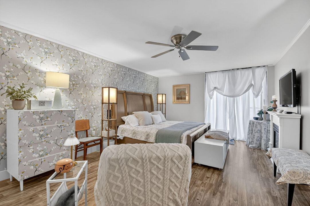 待售: $450,000 (2 贝兹, 2 浴室, 1845 平方英尺)