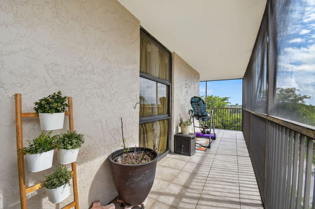 待售: $450,000 (2 贝兹, 2 浴室, 1845 平方英尺)