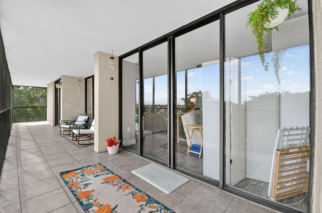 待售: $450,000 (2 贝兹, 2 浴室, 1845 平方英尺)