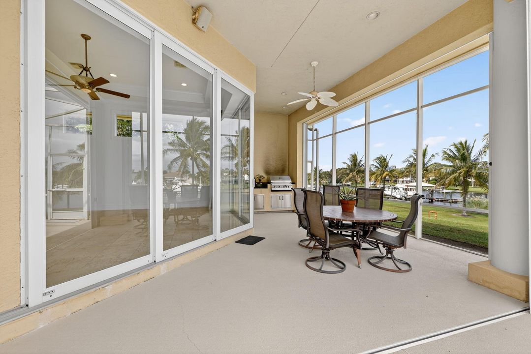 Activo con contrato: $1,990,000 (5 camas, 5 baños, 4012 Pies cuadrados)