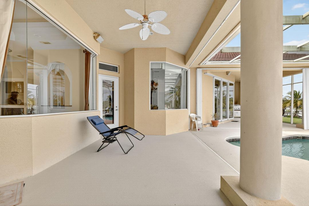 Activo con contrato: $1,990,000 (5 camas, 5 baños, 4012 Pies cuadrados)