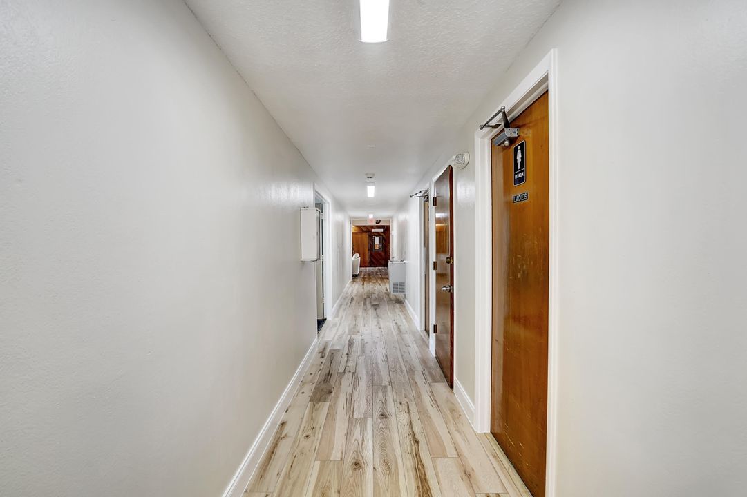 For Rent: $2,950 (2 beds, 2 baths, 1303 Square Feet)