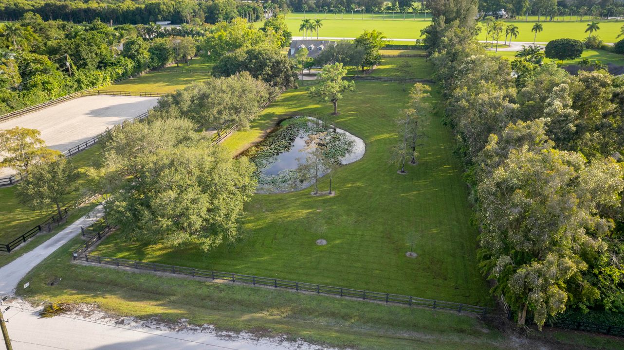 En Renta: $13,500 (6 camas, 4 baños, 3928 Pies cuadrados)