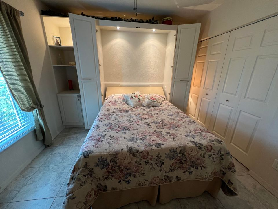 Active With Contract: $350,000 (3 beds, 2 baths, 1351 Square Feet)