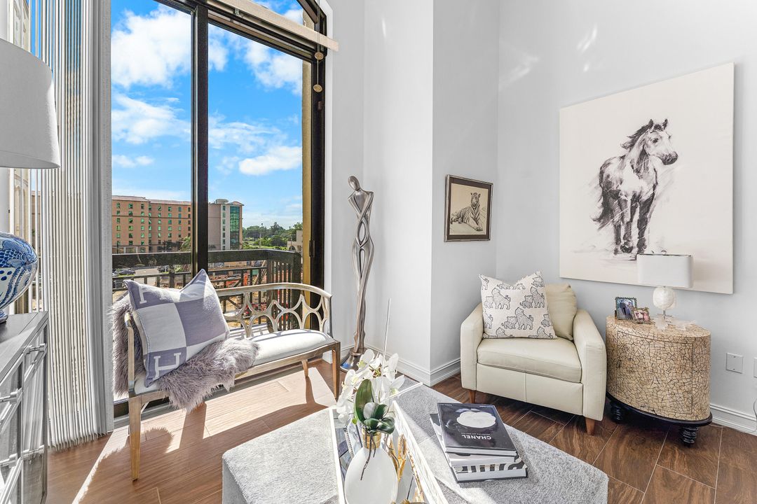 Active With Contract: $4,500 (2 beds, 2 baths, 1208 Square Feet)