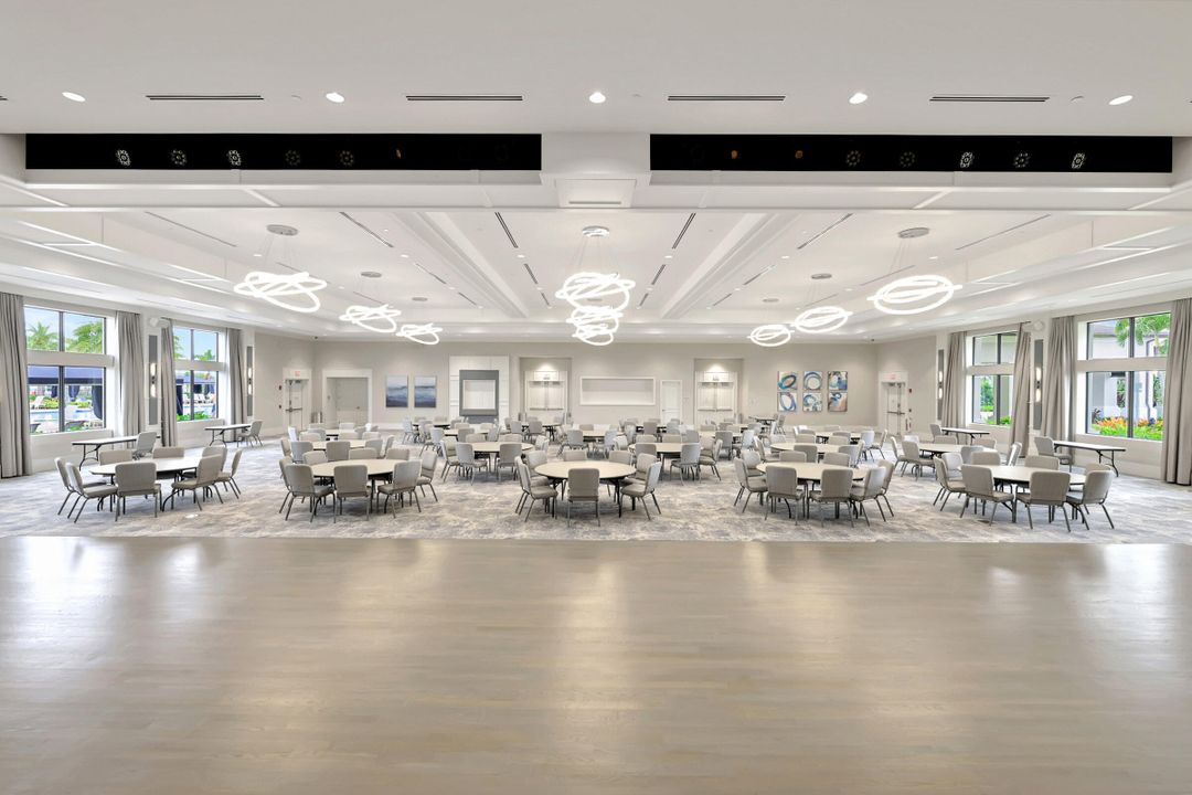 For Sale: $674,900 (3 beds, 2 baths, 2580 Square Feet)