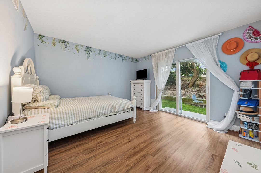 For Rent: $2,500 (1 beds, 1 baths, 640 Square Feet)