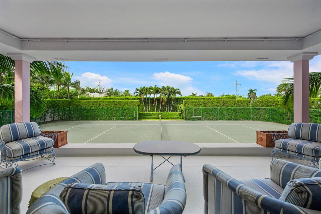 For Sale: $185,000,000 (12 beds, 16 baths, 17572 Square Feet)