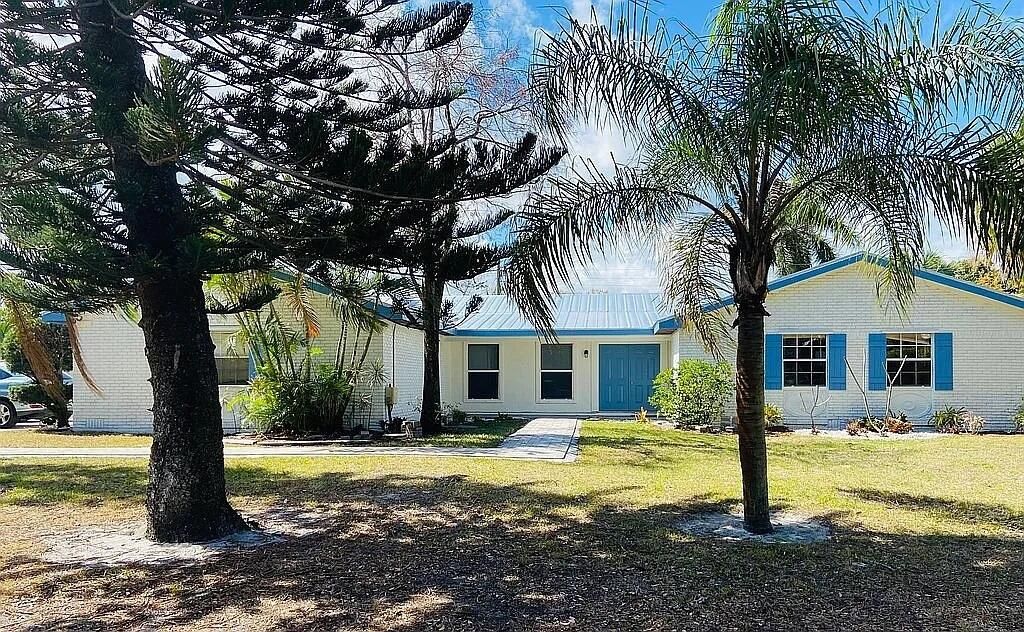 待售: $698,990 (4 贝兹, 2 浴室, 2342 平方英尺)