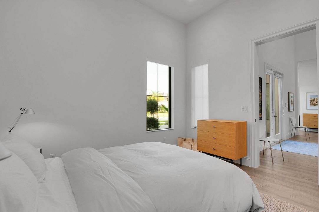 На продажу: $4,400,000 (6 спален, 5 ванн, 5340 Квадратных фут)