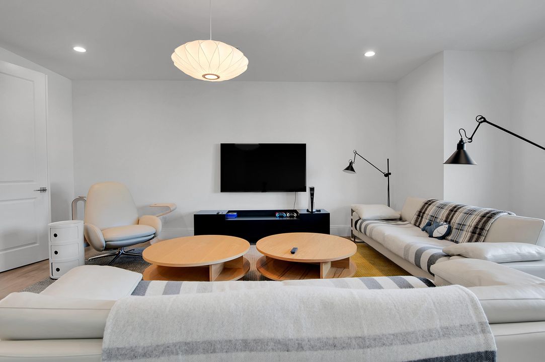 На продажу: $4,400,000 (6 спален, 5 ванн, 5340 Квадратных фут)