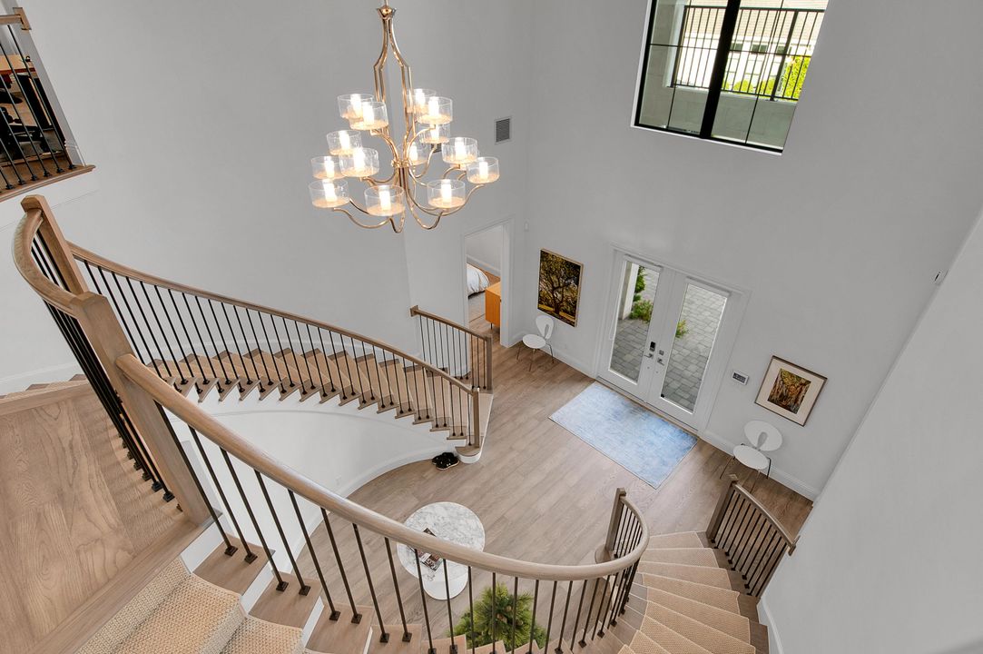 На продажу: $4,400,000 (6 спален, 5 ванн, 5340 Квадратных фут)