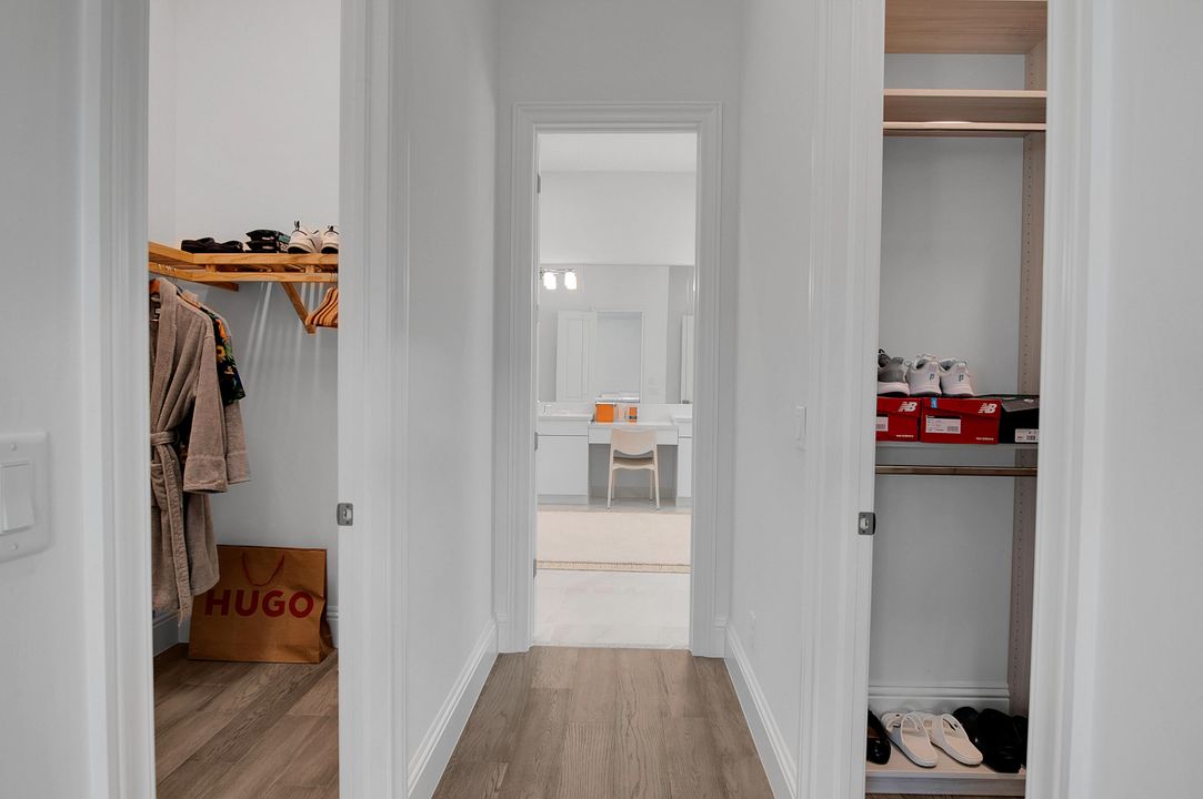 На продажу: $4,400,000 (6 спален, 5 ванн, 5340 Квадратных фут)