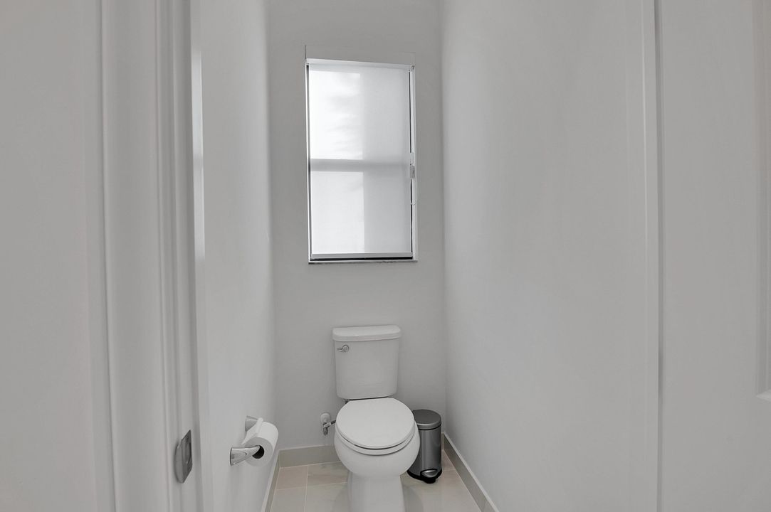 На продажу: $4,400,000 (6 спален, 5 ванн, 5340 Квадратных фут)