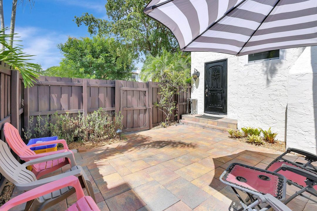 For Sale: $2,199,000 (7 beds, 7 baths, 4209 Square Feet)