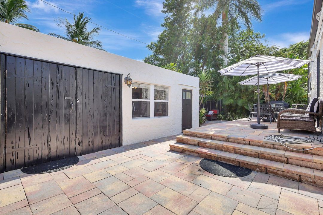 For Sale: $2,199,000 (7 beds, 7 baths, 4209 Square Feet)