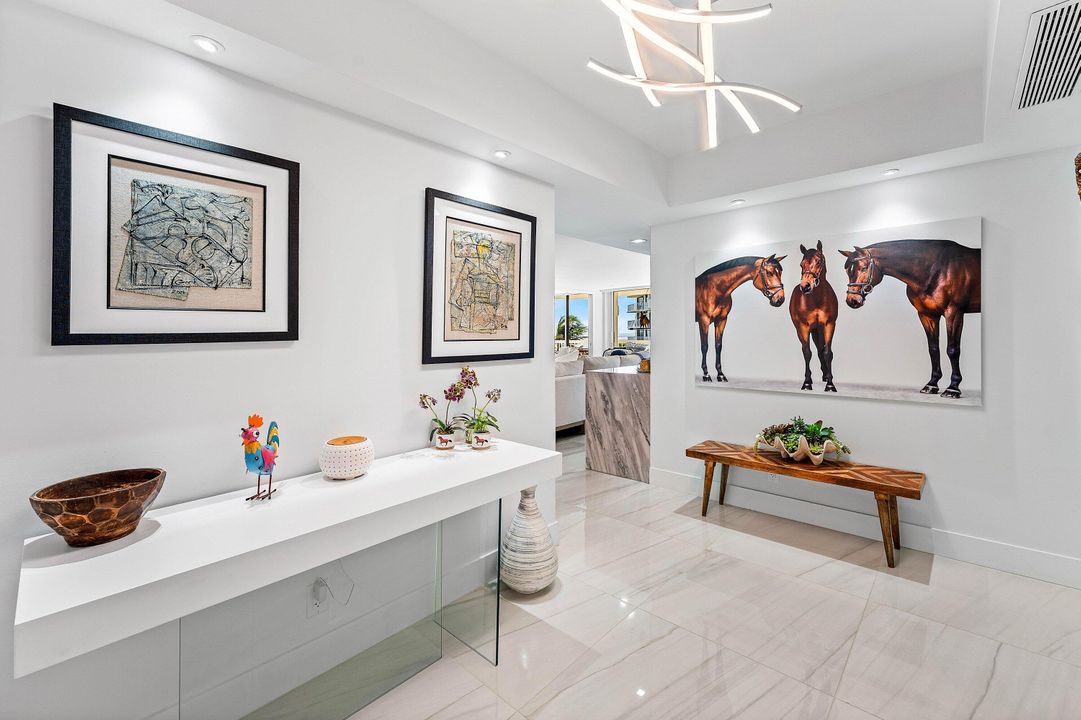 For Sale: $1,825,000 (2 beds, 2 baths, 2005 Square Feet)