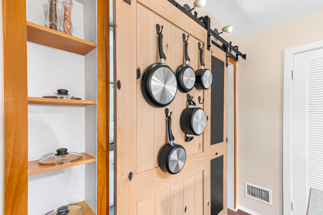 En Venta: $1,249,999 (7 camas, 4 baños, 2941 Pies cuadrados)