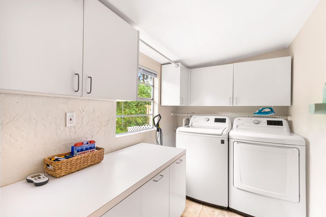 En Venta: $1,249,999 (7 camas, 4 baños, 2941 Pies cuadrados)