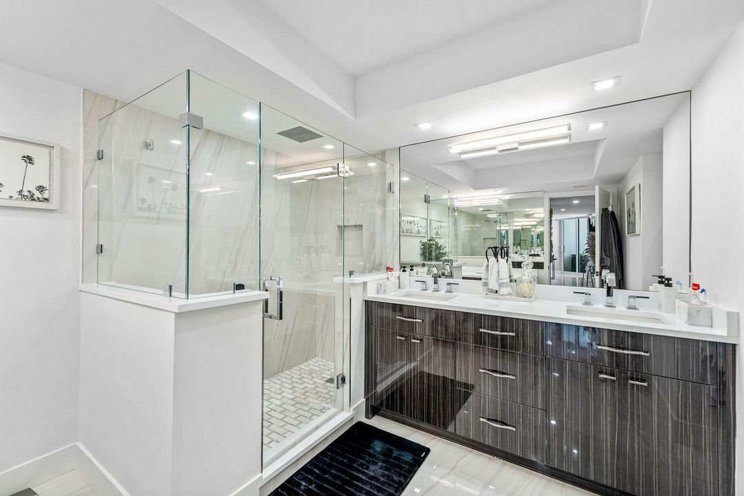 For Sale: $1,825,000 (2 beds, 2 baths, 2005 Square Feet)