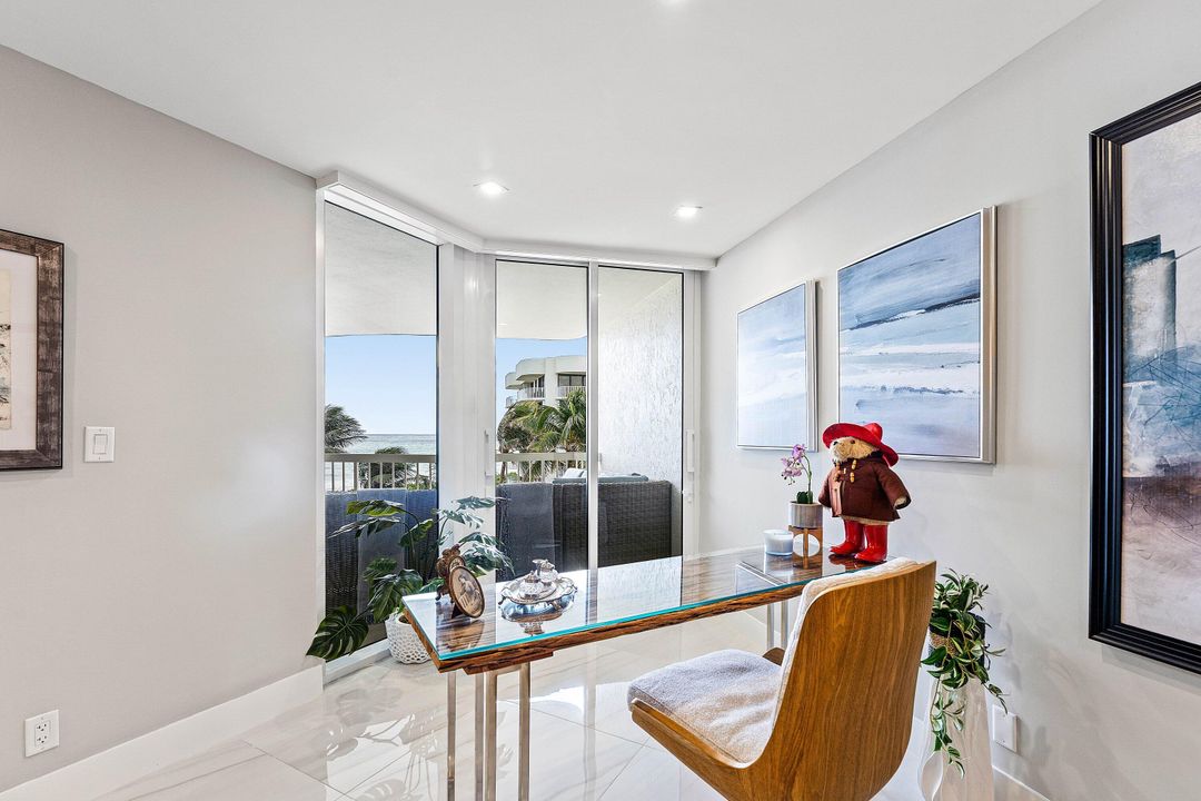 For Sale: $1,825,000 (2 beds, 2 baths, 2005 Square Feet)