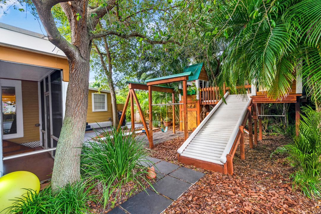 En Venta: $1,249,999 (7 camas, 4 baños, 2941 Pies cuadrados)