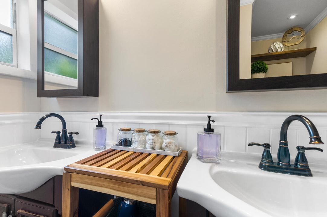 En Venta: $1,249,999 (7 camas, 4 baños, 2941 Pies cuadrados)