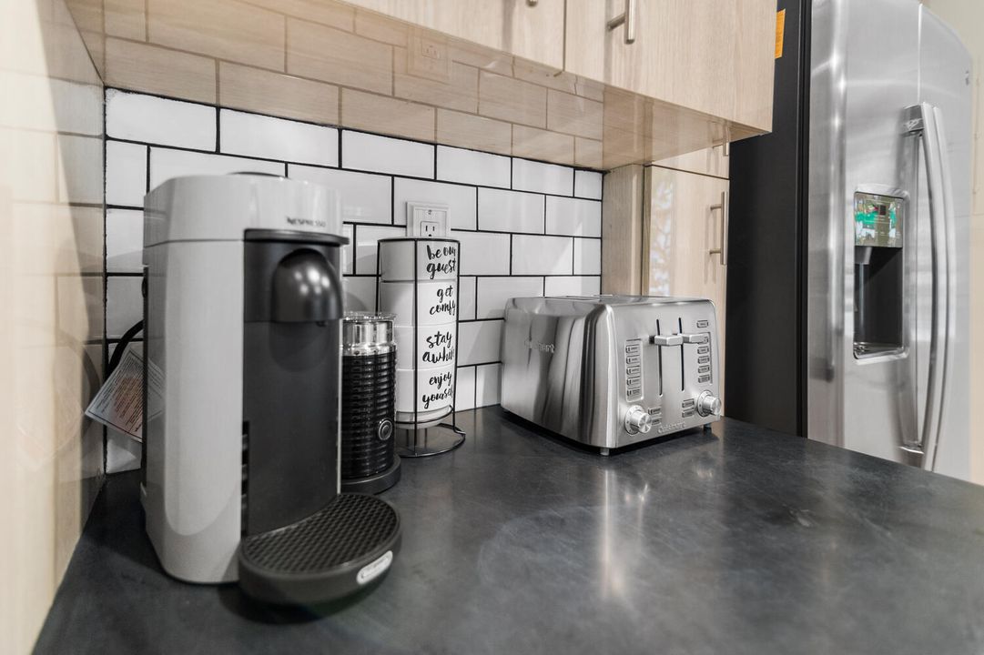 En Venta: $1,249,999 (7 camas, 4 baños, 2941 Pies cuadrados)