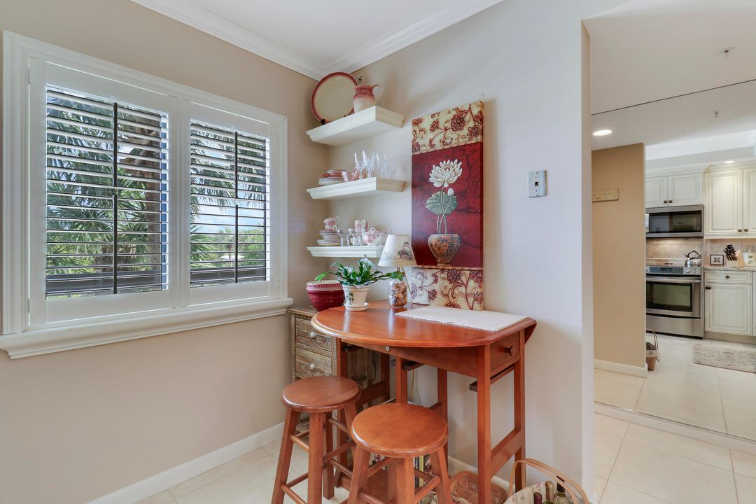 На продажу: $545,000 (2 спален, 2 ванн, 1385 Квадратных фут)